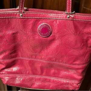 Coach pink shoulder tote purse